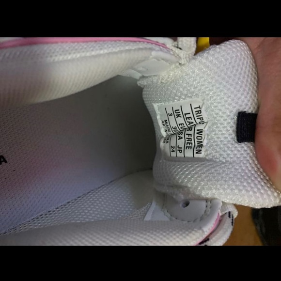 Balenciaga Triple S - Picture 3 of 7